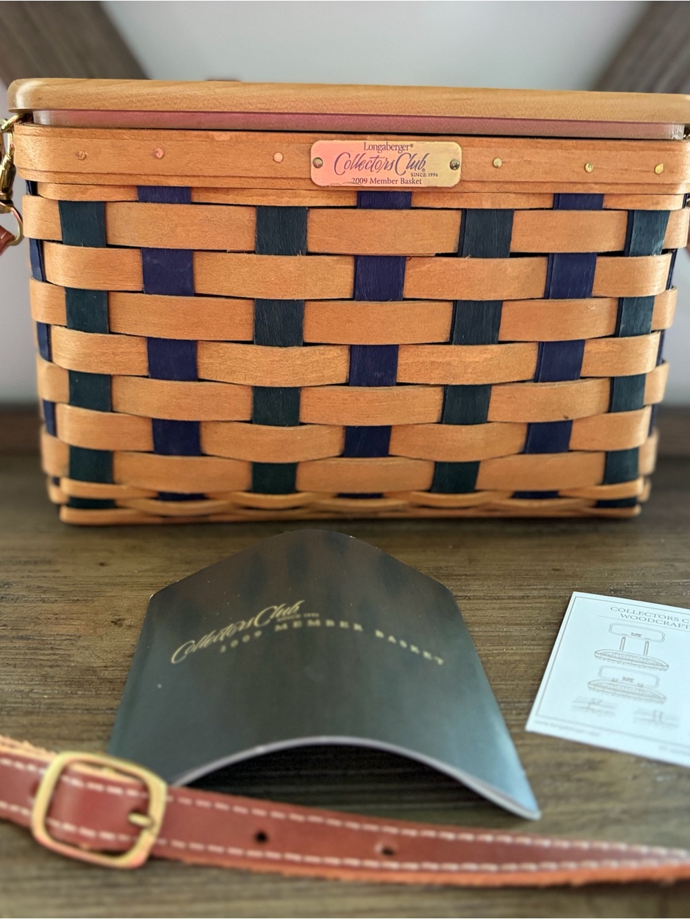 RARE 2009 Longaberger Natural and Navy Woven Collector Basket with Leather Strap
